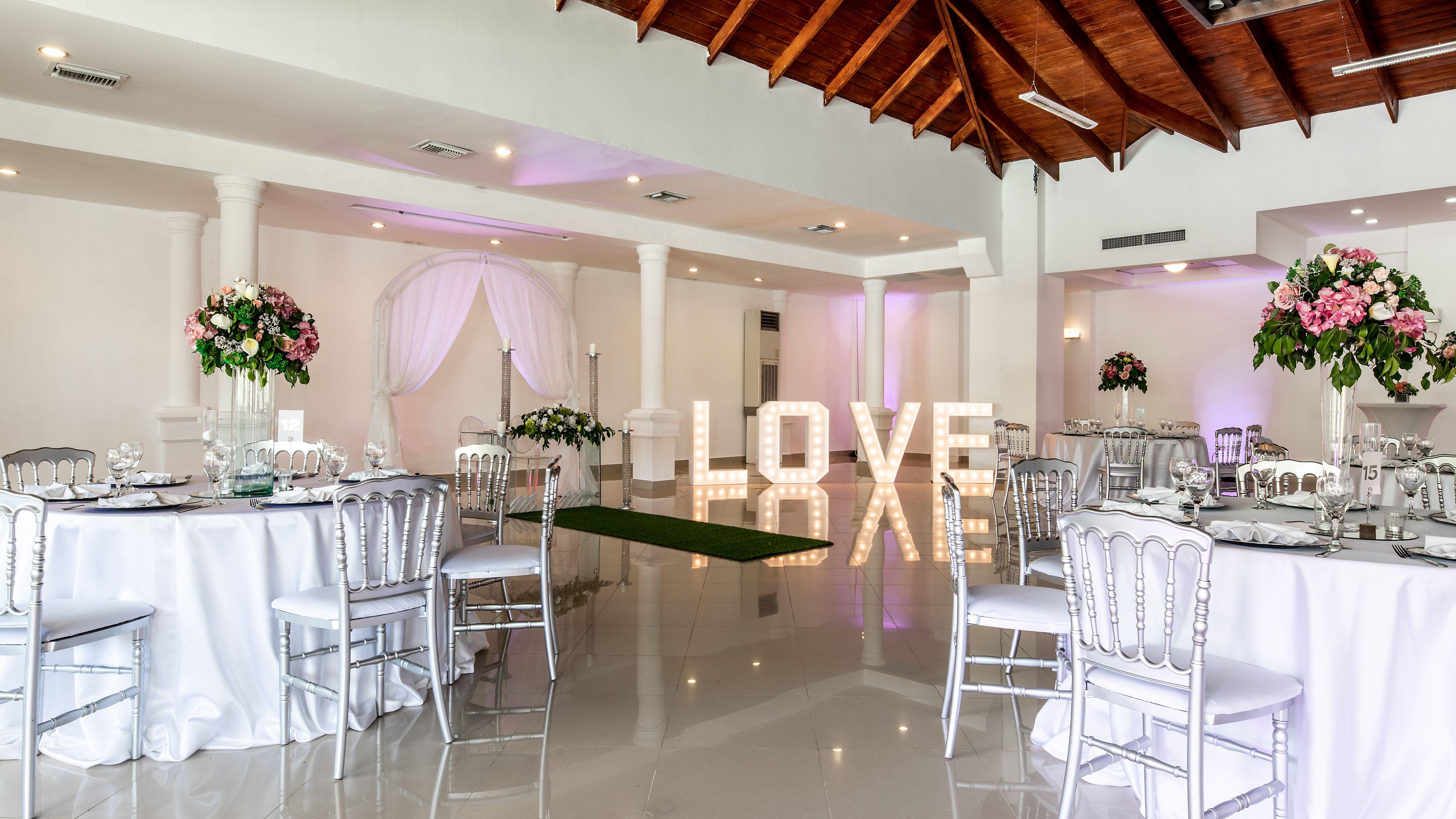 Be Live Collection Punta Cana (Adults Only) Eksteriør billede The interior of the ballroom at the Riverview Mansion