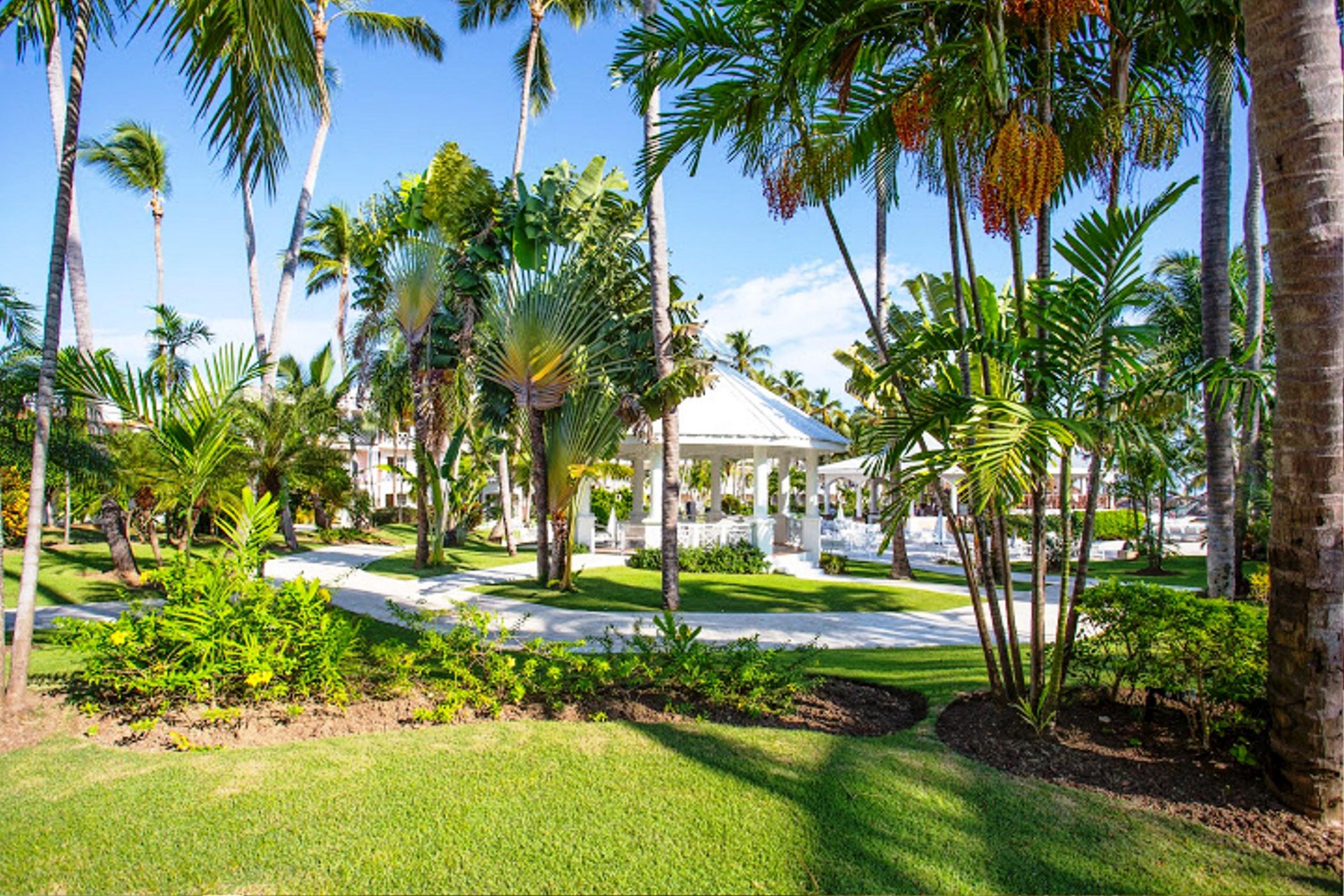 Be Live Collection Punta Cana (Adults Only) Eksteriør billede The Royal Palm Beach Gardens
