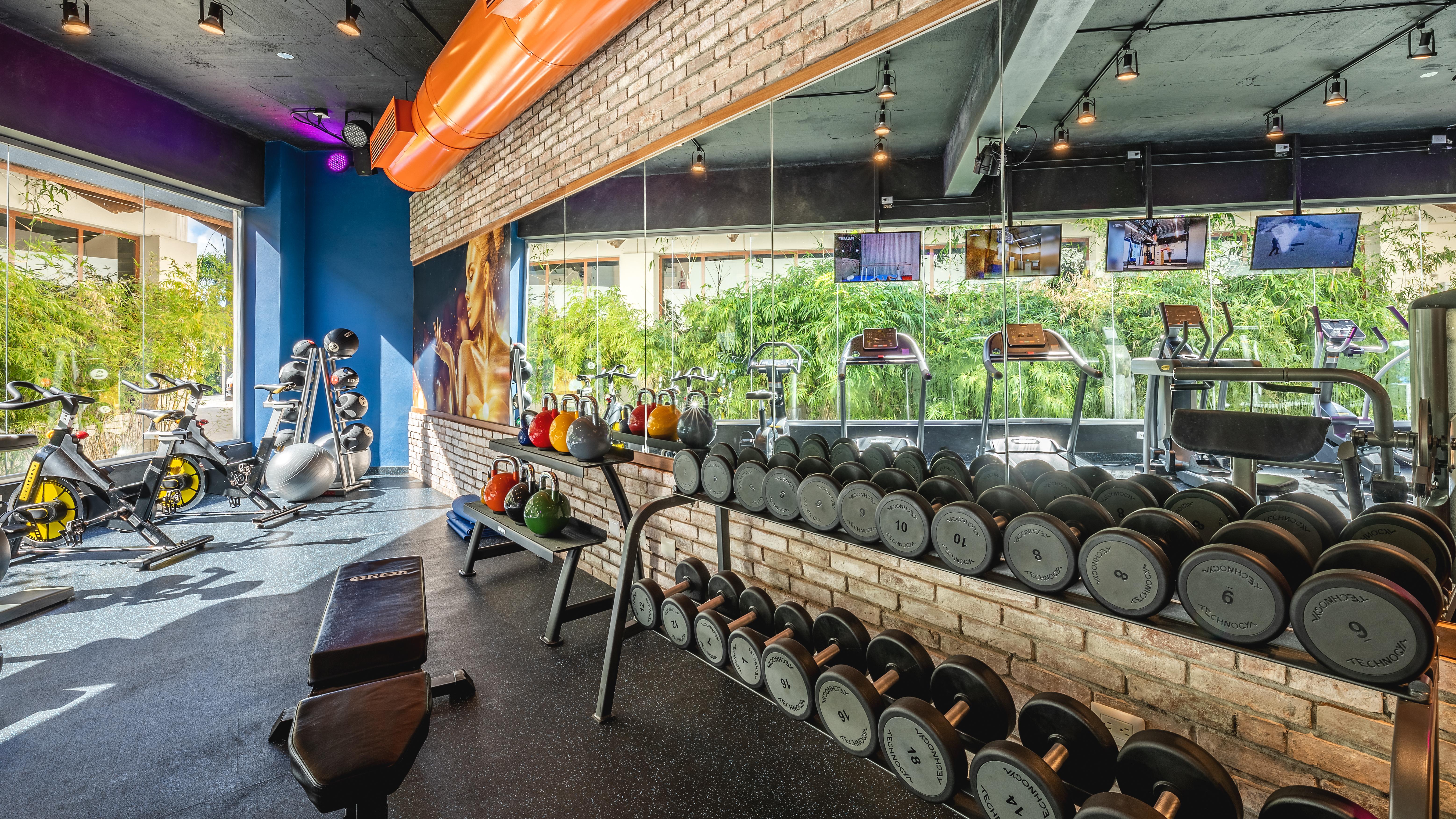 Be Live Collection Punta Cana (Adults Only) Eksteriør billede Anytime Fitness in Bangkok, Thailand