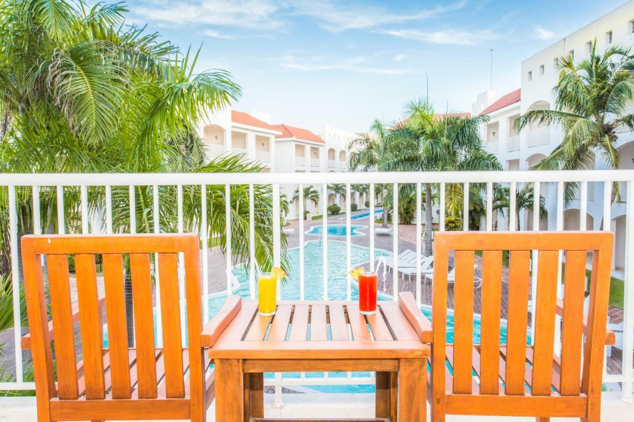 Be Live Collection Punta Cana (Adults Only) Eksteriør billede Balcony view of the pool at the hotel